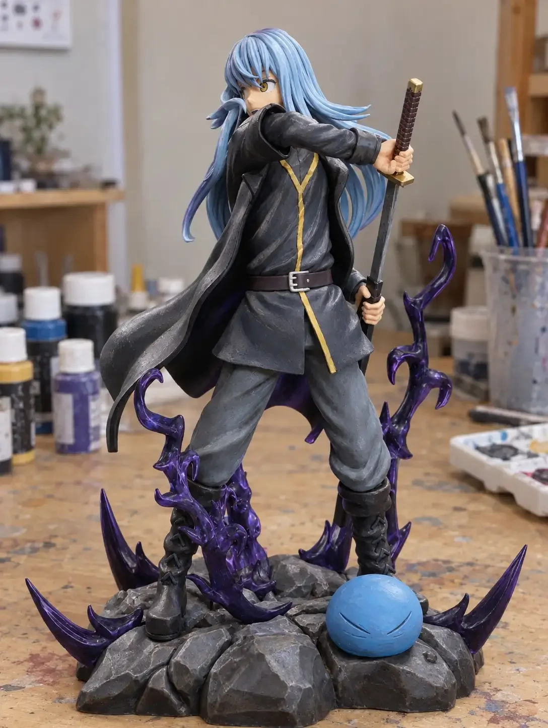 Figure Rimuru Tempest Forma Humana & Slime – Resina Pintada à Mão com Efeitos de Magia