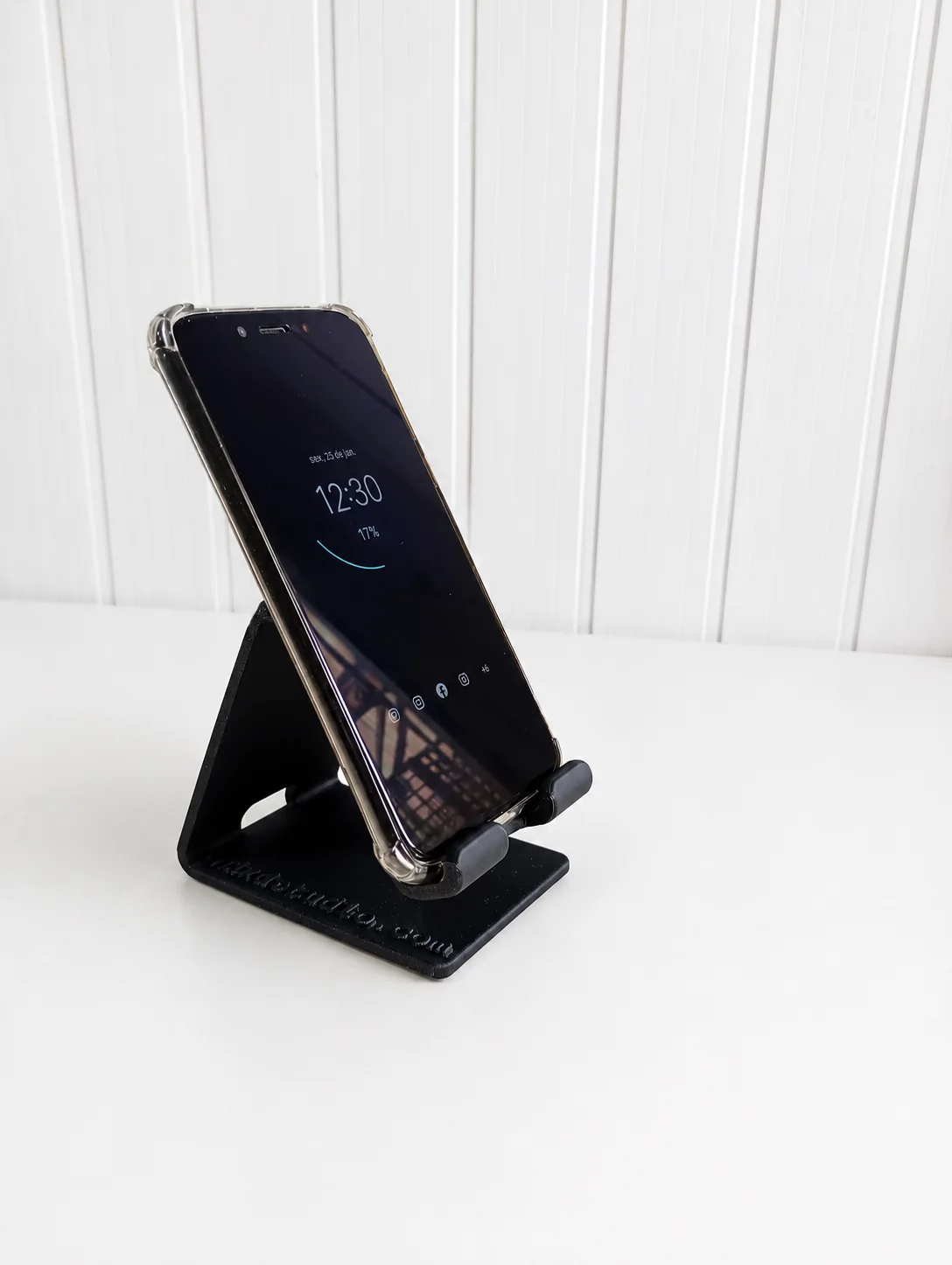 Suporte de mesa para celular